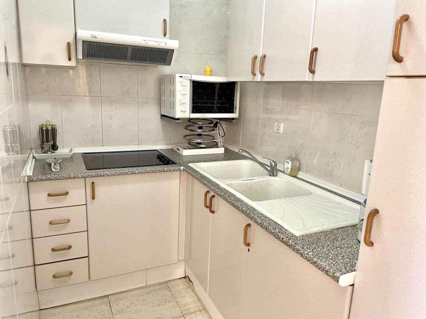 33Apartamento Soleado De Dos Habitaciones Ampuriabrava Exterior foto